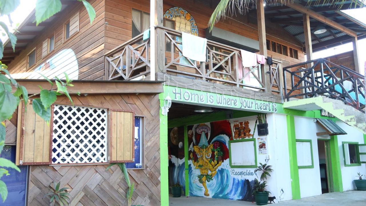 The Bocas Corner Hotel Bocas del Toro Exterior photo