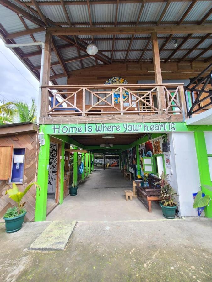 The Bocas Corner Hotel Bocas del Toro Exterior photo